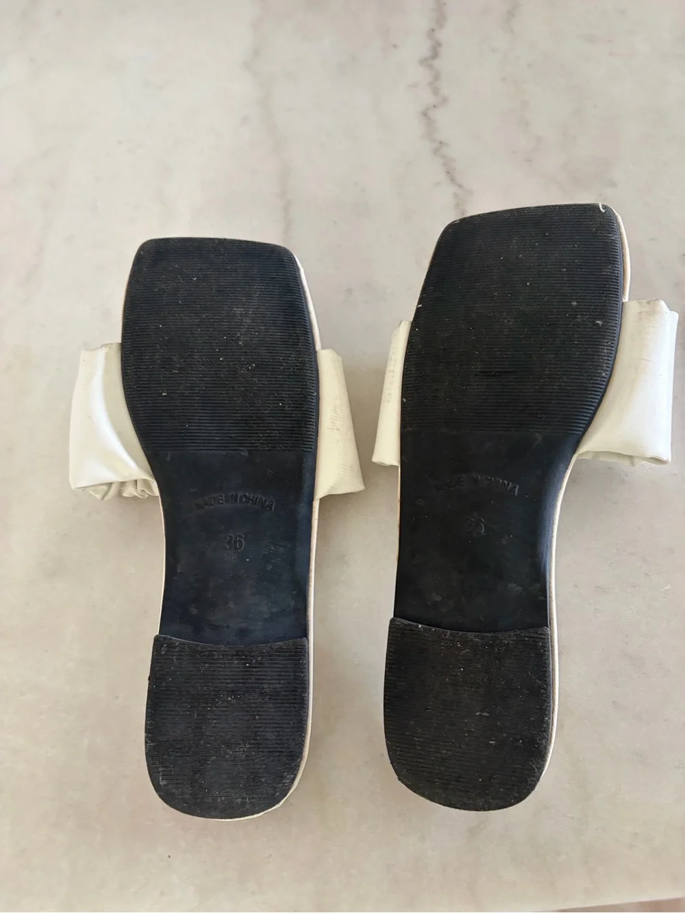 The Unbranded Brand soft white